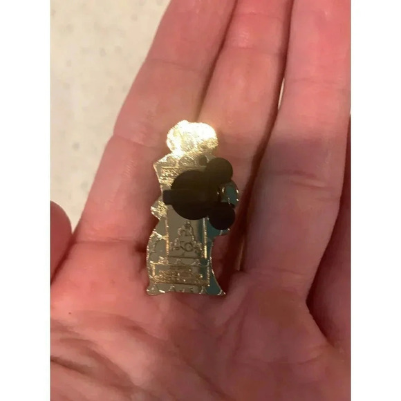 Walt Disney World 50th Anniversary Mystery Pin Collection Mr Dairy Goods. Epcot. - Picture 2 of 2